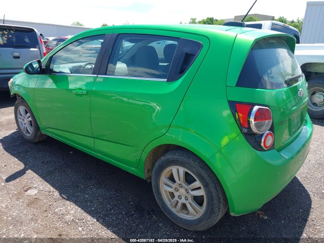 1G1JC6SHXF4215784 Chevrolet Sonic Lt Auto