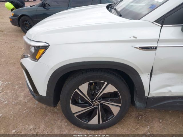 3VVVX7B28PM360666 Volkswagen Taos 1.5t Se
