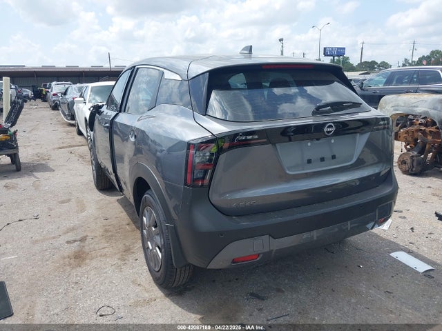 3N8AP6BA9SL371080 Nissan Kicks S Fwd