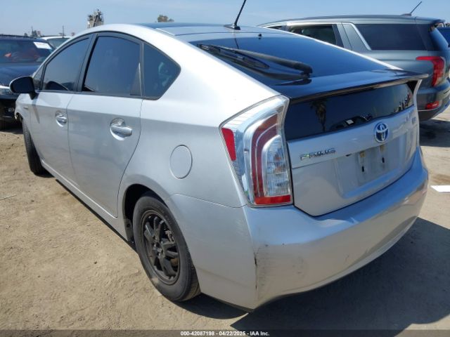 JTDKN3DUXF1885268 Toyota Prius Four