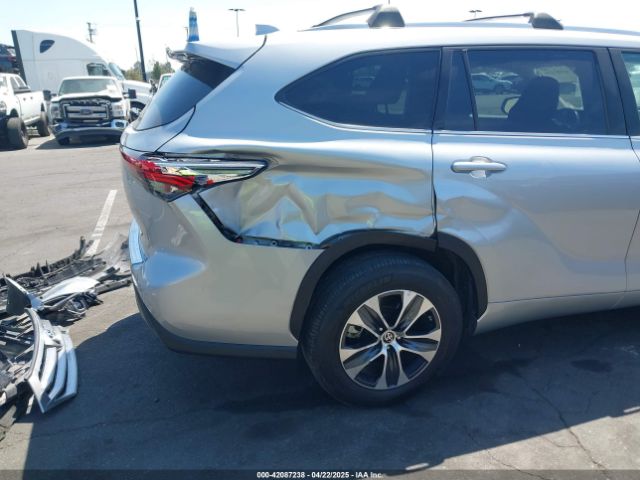 5TDHZRAH6LS510002 Toyota Highlander Xle