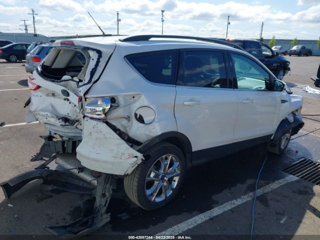 1FMCU9G98FUB31927 Ford ESCAPE SE