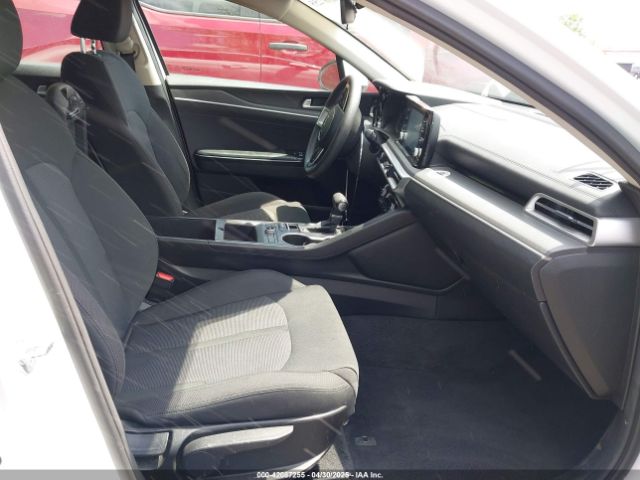 2022 KIA K5 5XXG14J21NG135013 Photo 4