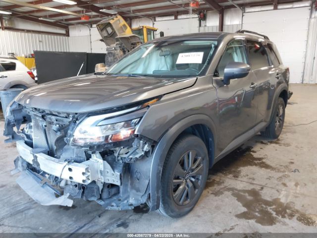 5N1DR3BC3NC213705 Nissan Pathfinder Sv 4wd