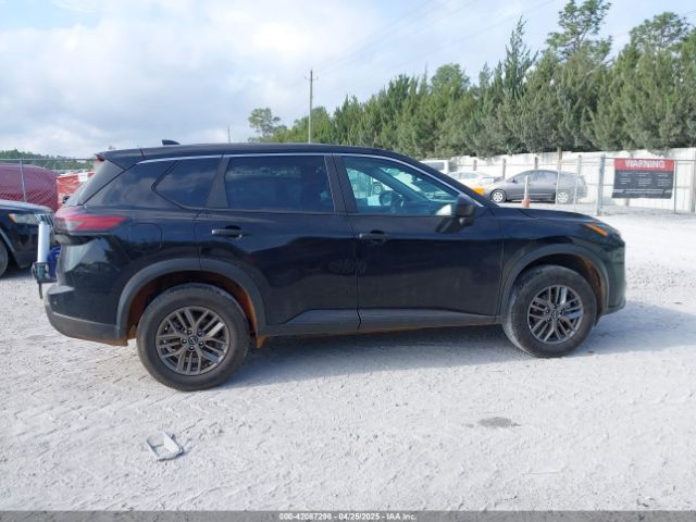 5N1BT3AB6RC750690 Nissan Rogue S Intelligent Awd
