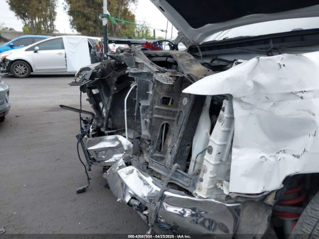 1GCRCNEC0JZ326523 Chevrolet Silverado 1500 Wt