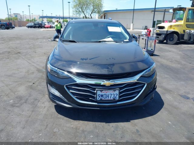 1G1ZD5ST8KF157316 Chevrolet MALIBU LT