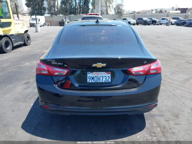 1G1ZD5ST8KF157316 Chevrolet MALIBU LT