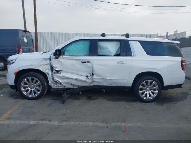 1GNSKFKDXMR185737 Chevrolet Suburban 4wd Premier