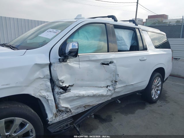 1GNSKFKDXMR185737 Chevrolet Suburban 4wd Premier
