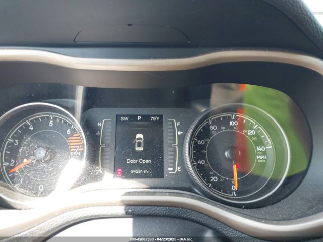 1C4PJMCB3GW197446 Jeep Cherokee Altitude