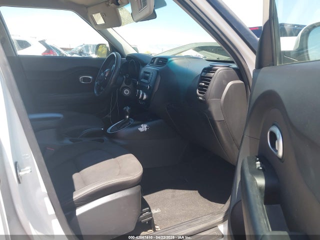 KIA Soul 2016 KNDJN2A26G7357170 Image 5