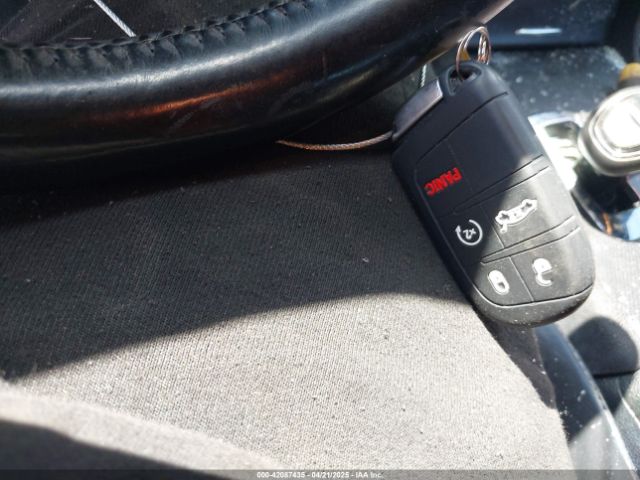 2014 CHRYSLER 300 2C3CCABG3EH262008 Photo 10