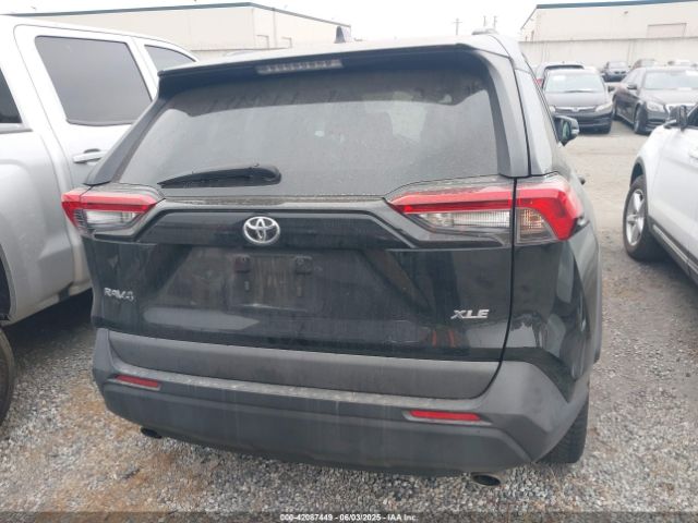 2T3C1RFV7KW048157 Toyota Rav4 Xle Premium