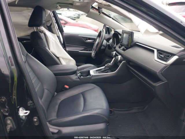 2T3C1RFV7KW048157 Toyota Rav4 Xle Premium