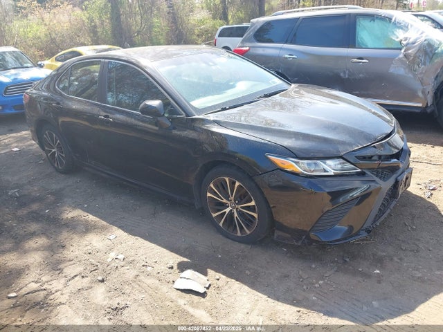 4T1B11HK9JU115557 Toyota CAMRY SE