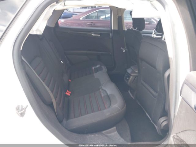 3FA6P0HD2ER158088 Ford FUSION SE