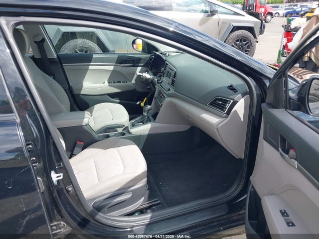 5NPD74LF8JH317839 Hyundai mpi nu