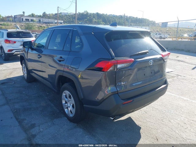 Toyota RAV4 LE 2023 2T3H1RFV2PW258680 Image 3