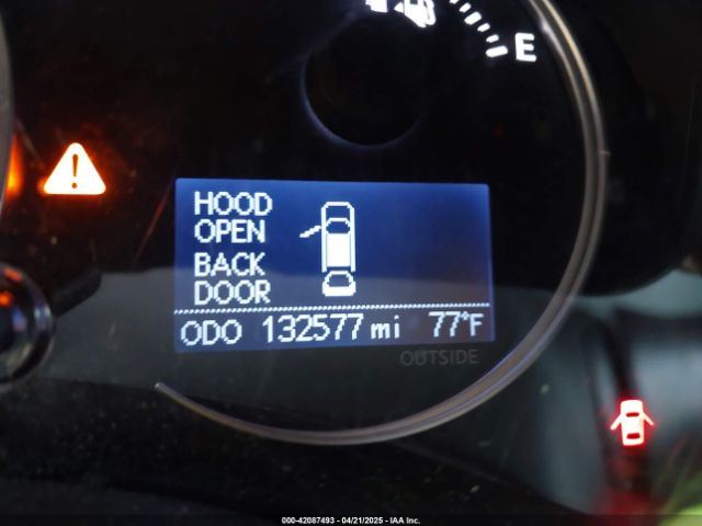 JTHKD5BH1F2223320 Lexus CT 200H