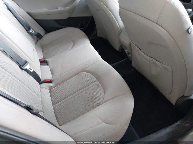 5NPE24AF9JH675456 Hyundai SONATA SE