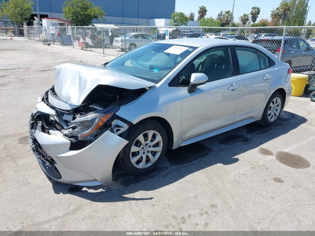 JTDEPRAE9LJ020990 Toyota COROLLA LE