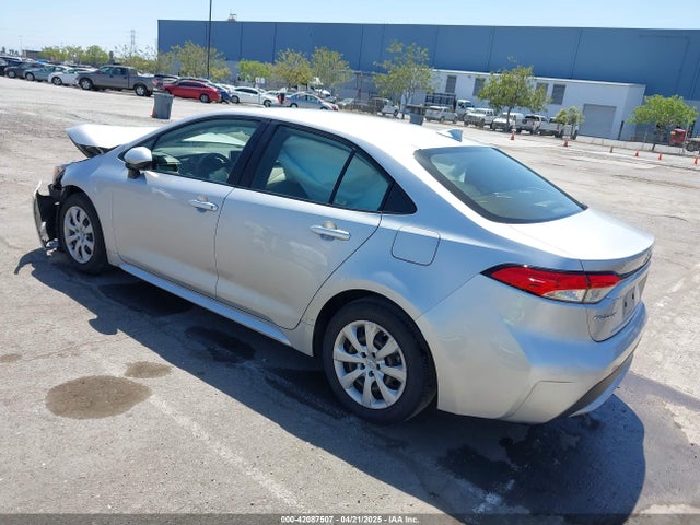 JTDEPRAE9LJ020990 Toyota COROLLA LE