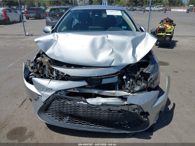 JTDEPRAE9LJ020990 Toyota COROLLA LE