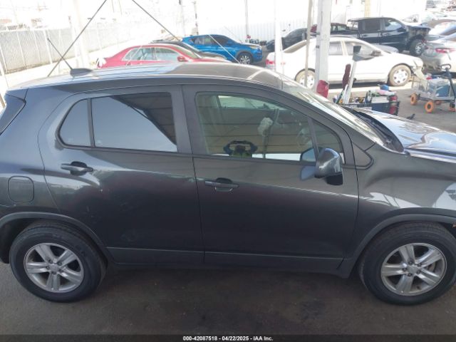 3GNCJKSB5LL135378 Chevrolet Trax Fwd Ls