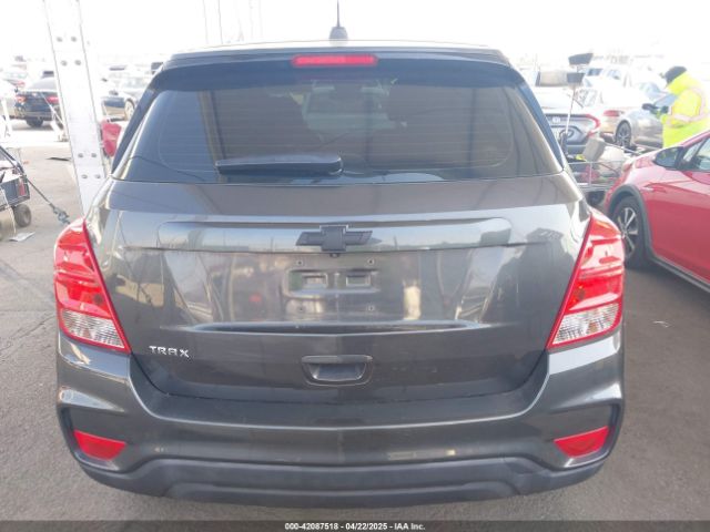 3GNCJKSB5LL135378 Chevrolet Trax Fwd Ls