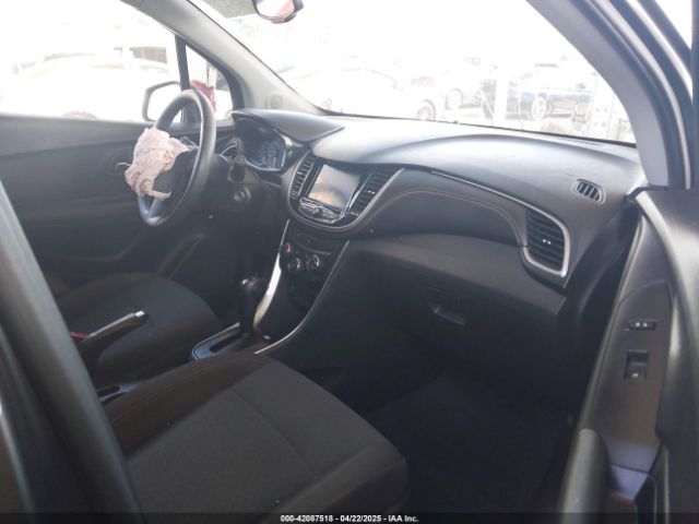 3GNCJKSB5LL135378 Chevrolet Trax Fwd Ls