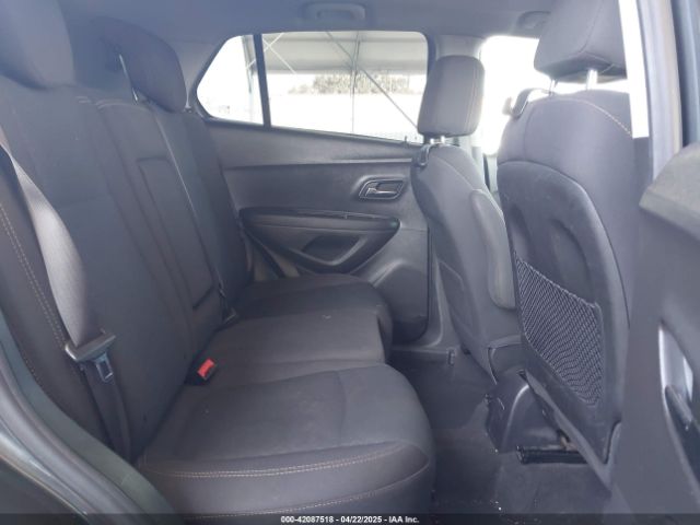 3GNCJKSB5LL135378 Chevrolet Trax Fwd Ls