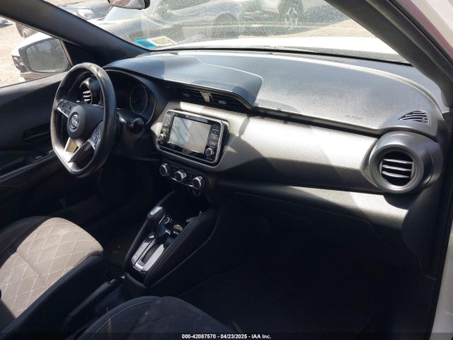 3N1CP5CU3KL500277 Nissan KICKS S