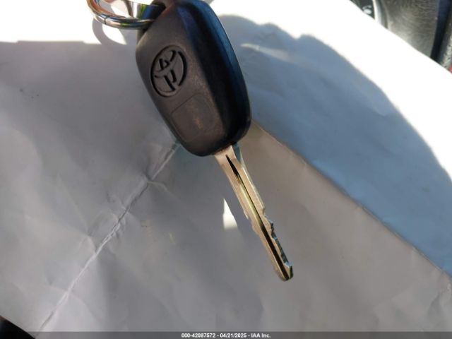 4T1BF1FKXGU242735 Toyota CAMRY SE