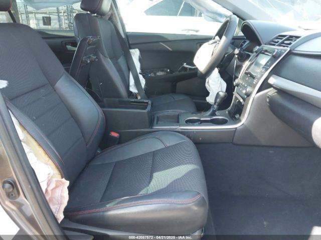 4T1BF1FKXGU242735 Toyota CAMRY SE