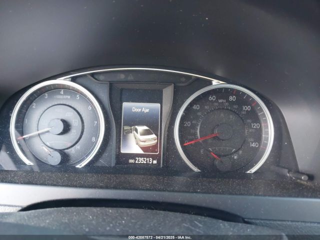 4T1BF1FKXGU242735 Toyota CAMRY SE
