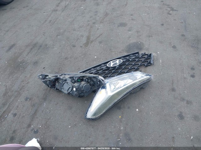 KM8J33AL2KU954388 Hyundai TUCSON SEL