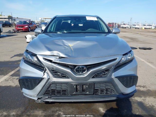4T1G11AK3NU638448 Toyota CAMRY SE