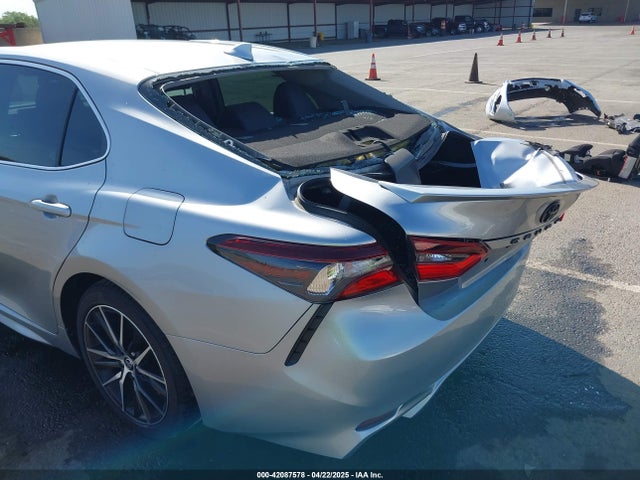 4T1G11AK3NU638448 Toyota CAMRY SE