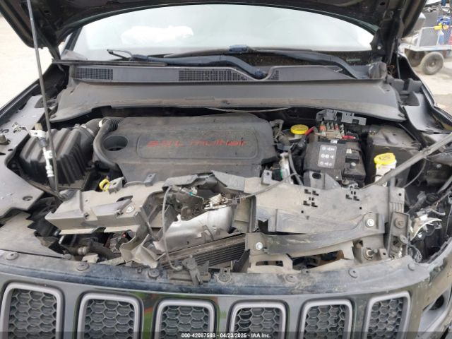 3C4NJDDB3JT451658 Jeep Compass Trailhawk 4x4