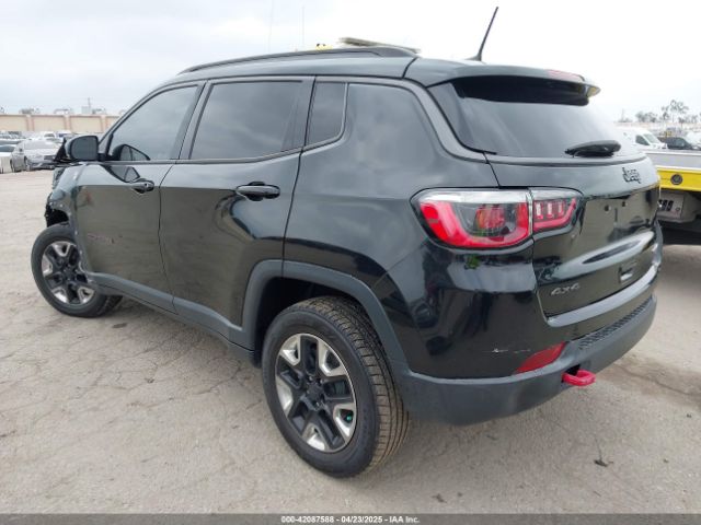3C4NJDDB3JT451658 Jeep Compass Trailhawk 4x4