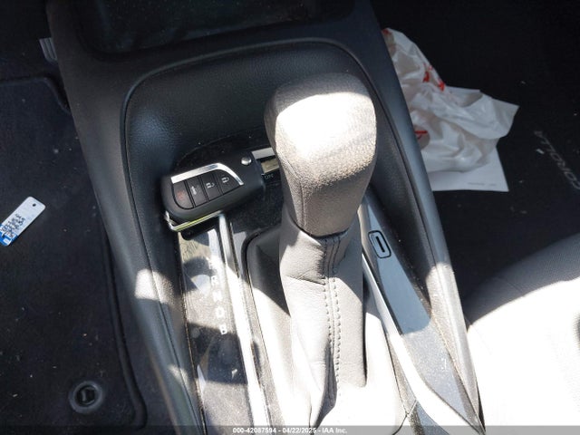 JTDEPRAE4LJ090249 Toyota COROLLA LE