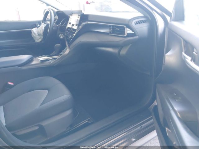 4T1C11AK4MU532605 Toyota CAMRY LE
