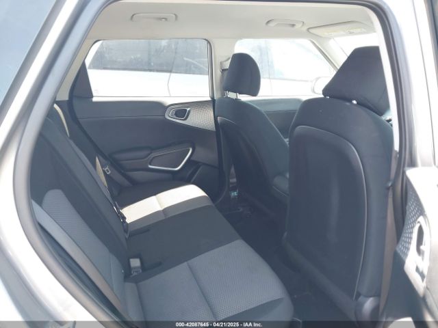 KNDJ23AU7P7888653 KIA SOUL LX