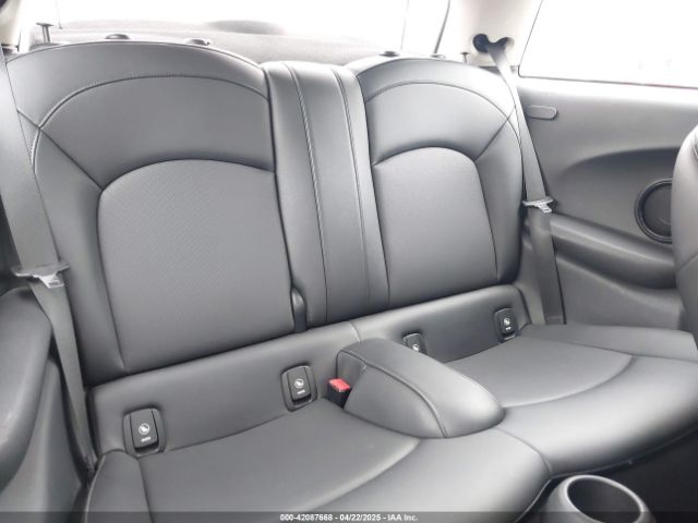 WMWXP5C5XG3B76383 Mini Hardtop Cooper