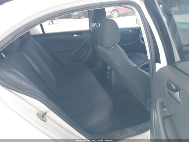 3VW2K7AJ7EM389255 Volkswagen Jetta 2.0l S