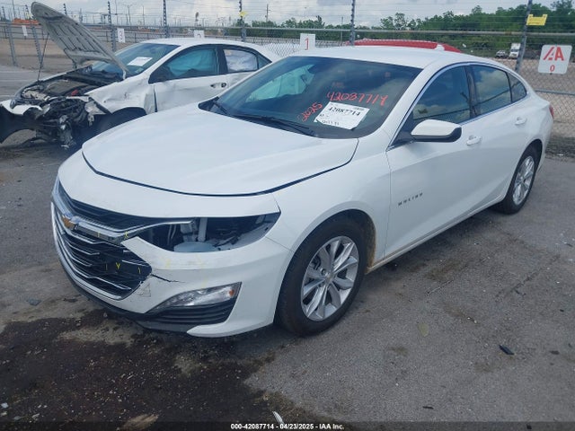 1G1ZD5ST2SF154556 Chevrolet Malibu Fwd 1lt
