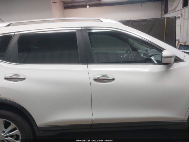KNMAT2MT9GP657599 Nissan ROGUE SV