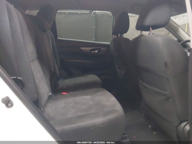 KNMAT2MT9GP657599 Nissan ROGUE SV