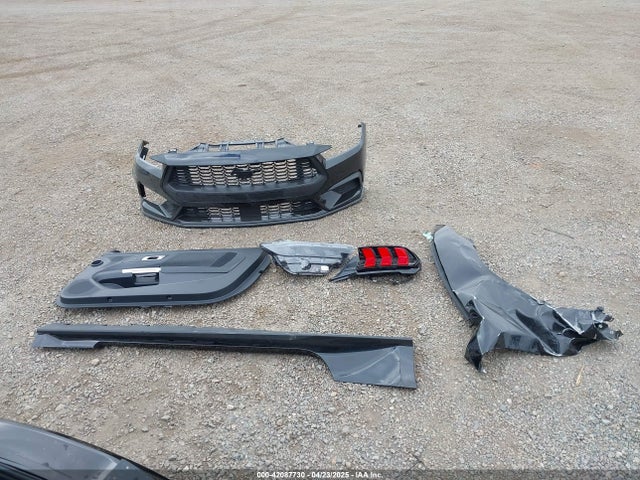 Ford Mustang Ecoboost Fastback 2025 1FA6P8TH5S5110267 Image 12